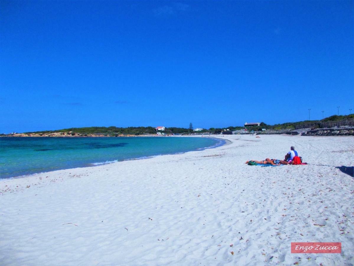 Pineta Spiaggia Grande 칼라세타 외부 사진